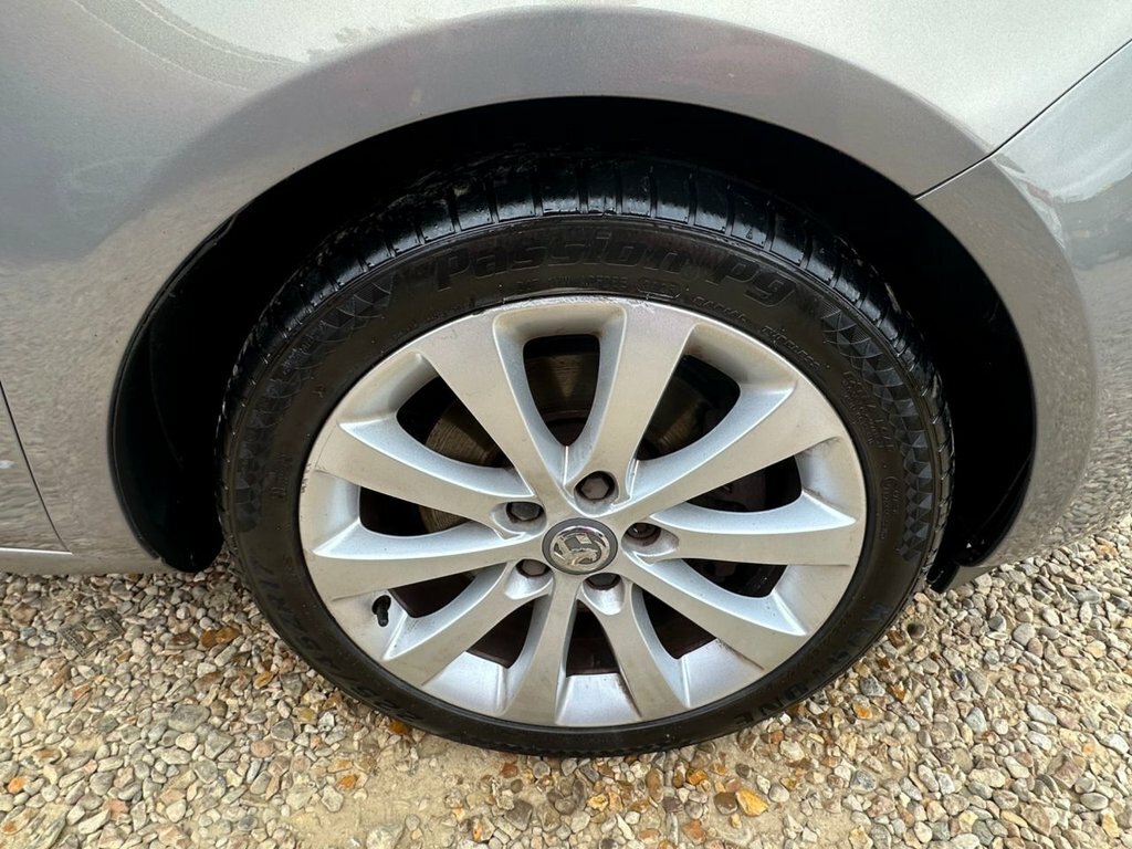 Vauxhall Meriva Active Black #19
