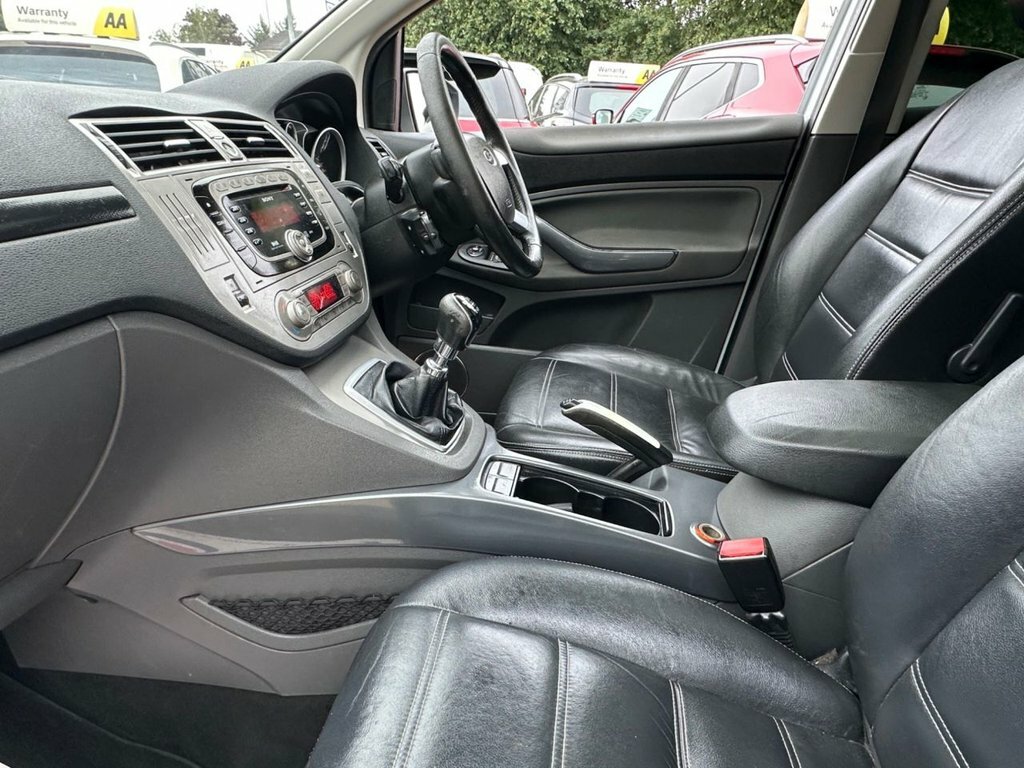Ford Kuga White #62
