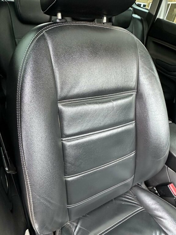 Ford Kuga White #30