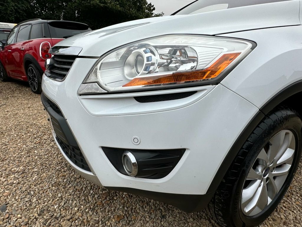 Ford Kuga White #23