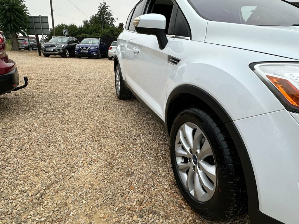 Ford Kuga White #18