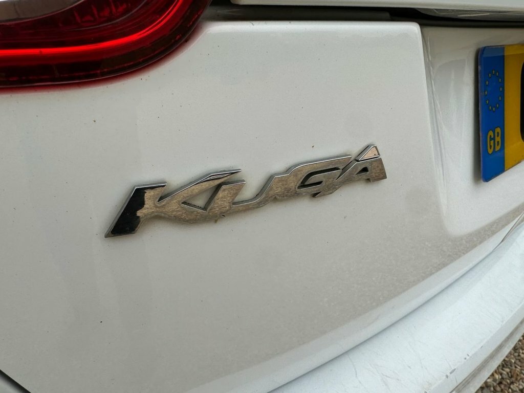 Ford Kuga White #12