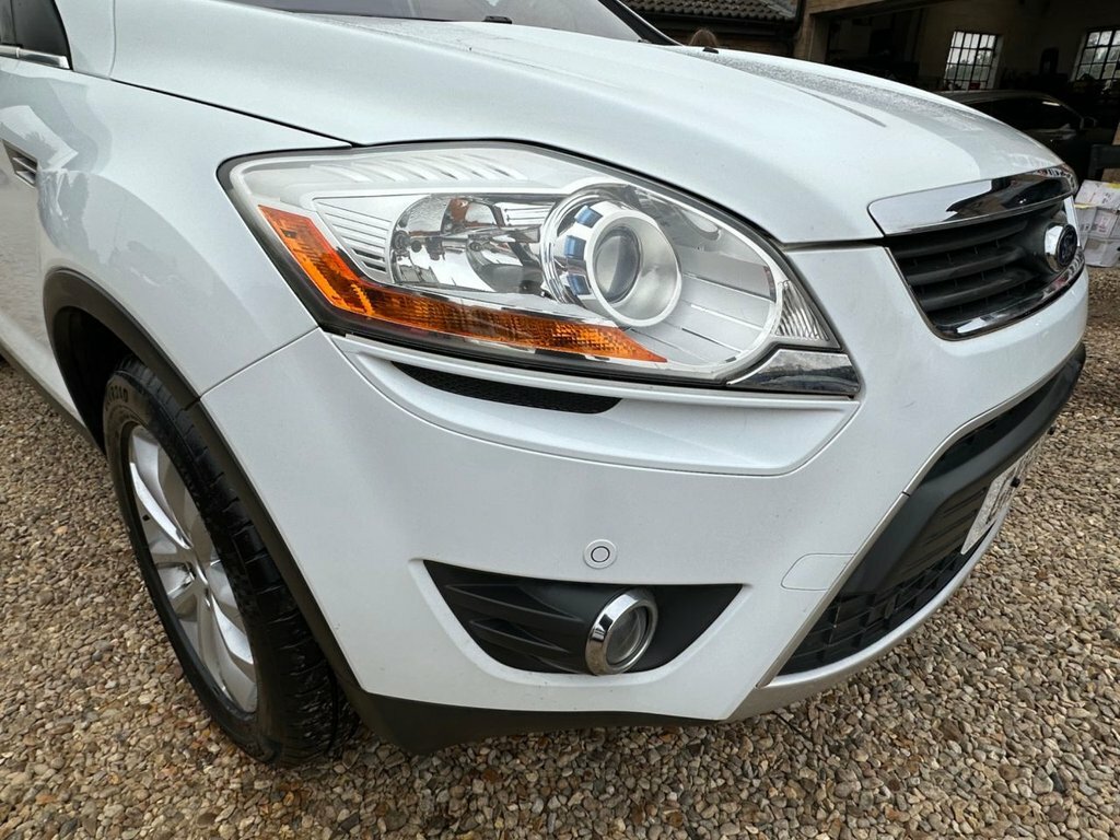 Ford Kuga White #17