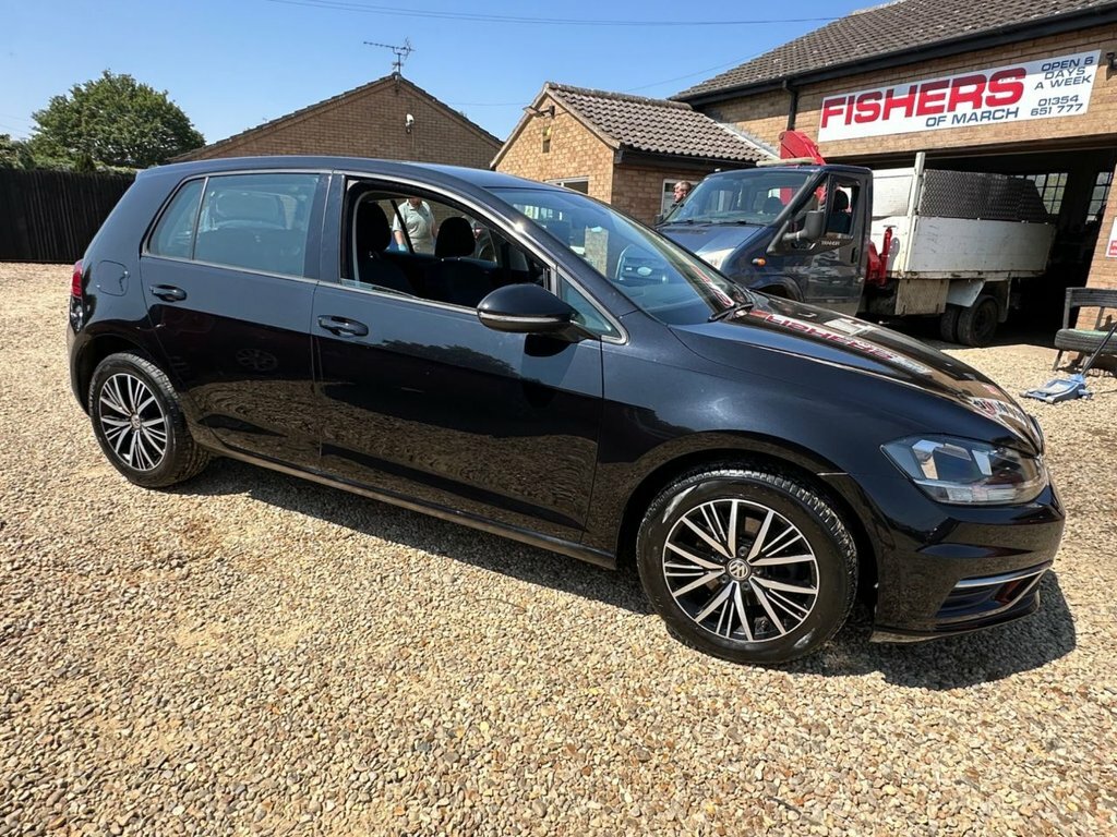 Volkswagen Golf 1.6L Se Black #6