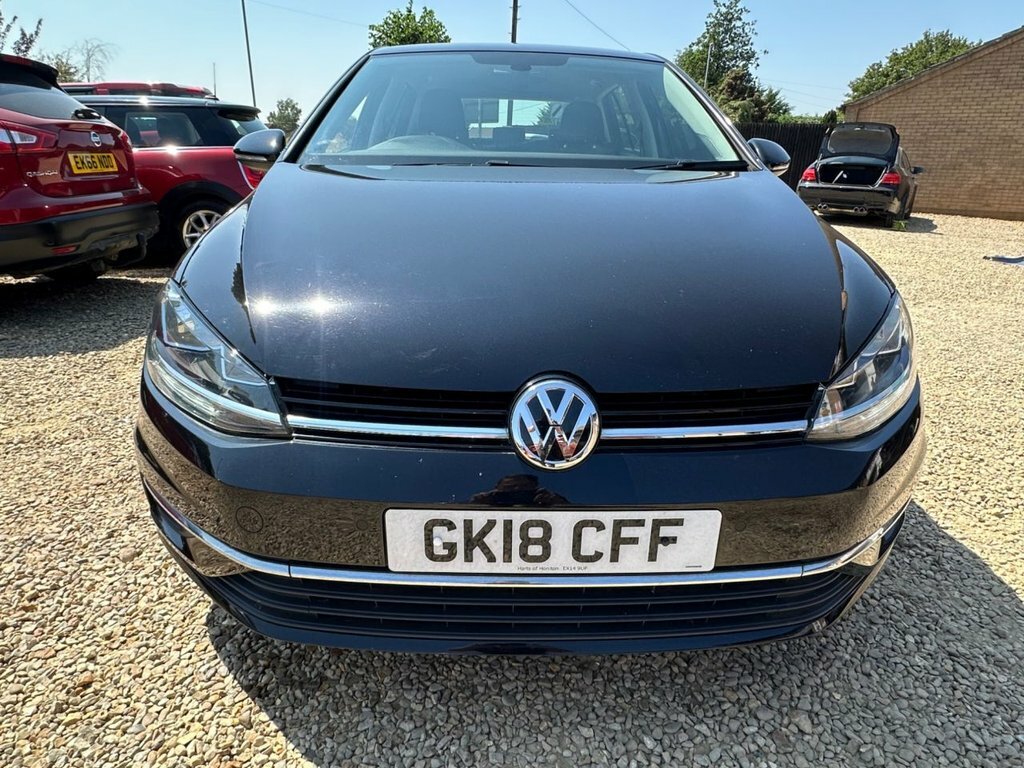 Volkswagen Golf 1.6L Se Black #2