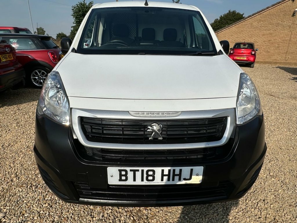 Peugeot Partner 1.6L Professional White #2