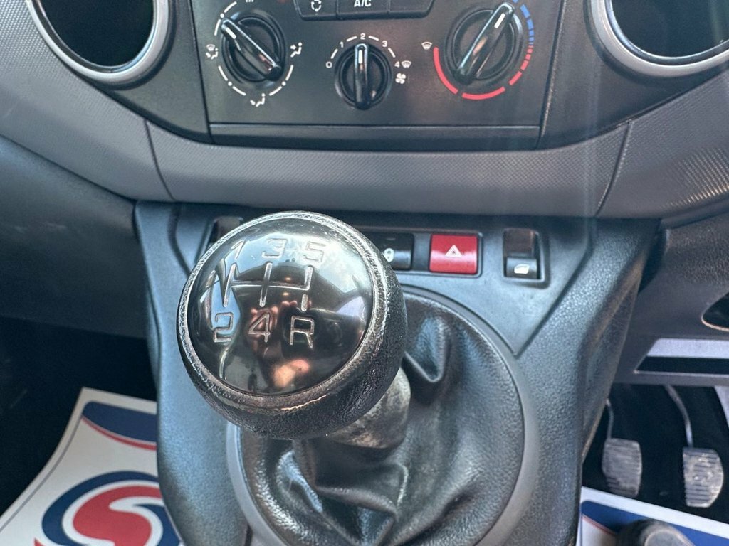 Peugeot Partner 1.6L Null Blue #38