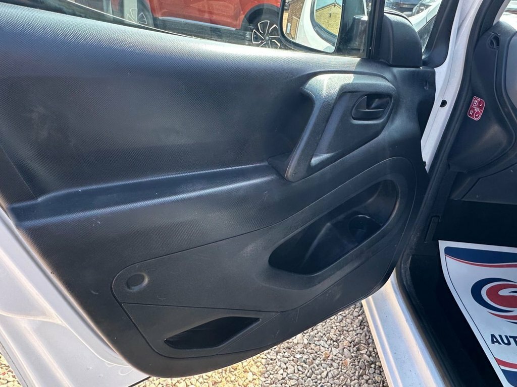 Peugeot Partner 1.6L Null Blue #43