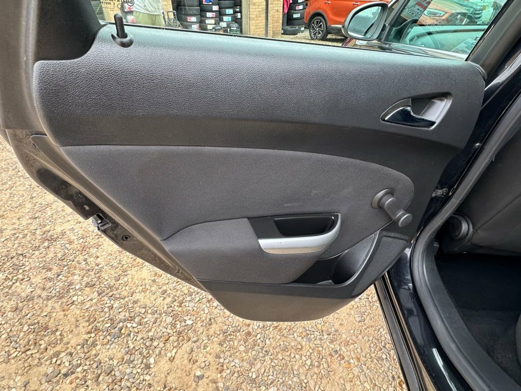 Vauxhall Astra Astra Exclusiv Red #52