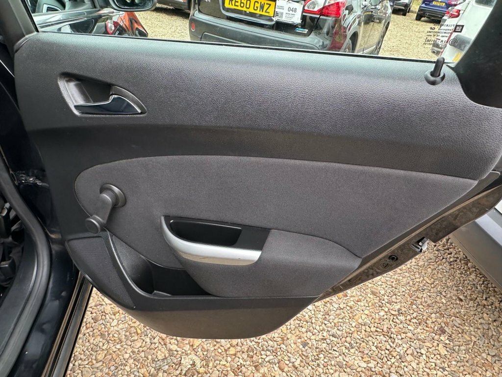 Vauxhall Astra Astra Exclusiv Red #40