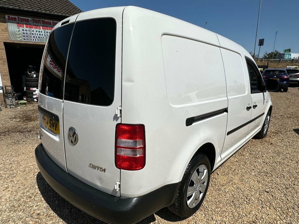 Volkswagen Caddy 1.6L C20 Startline White #4