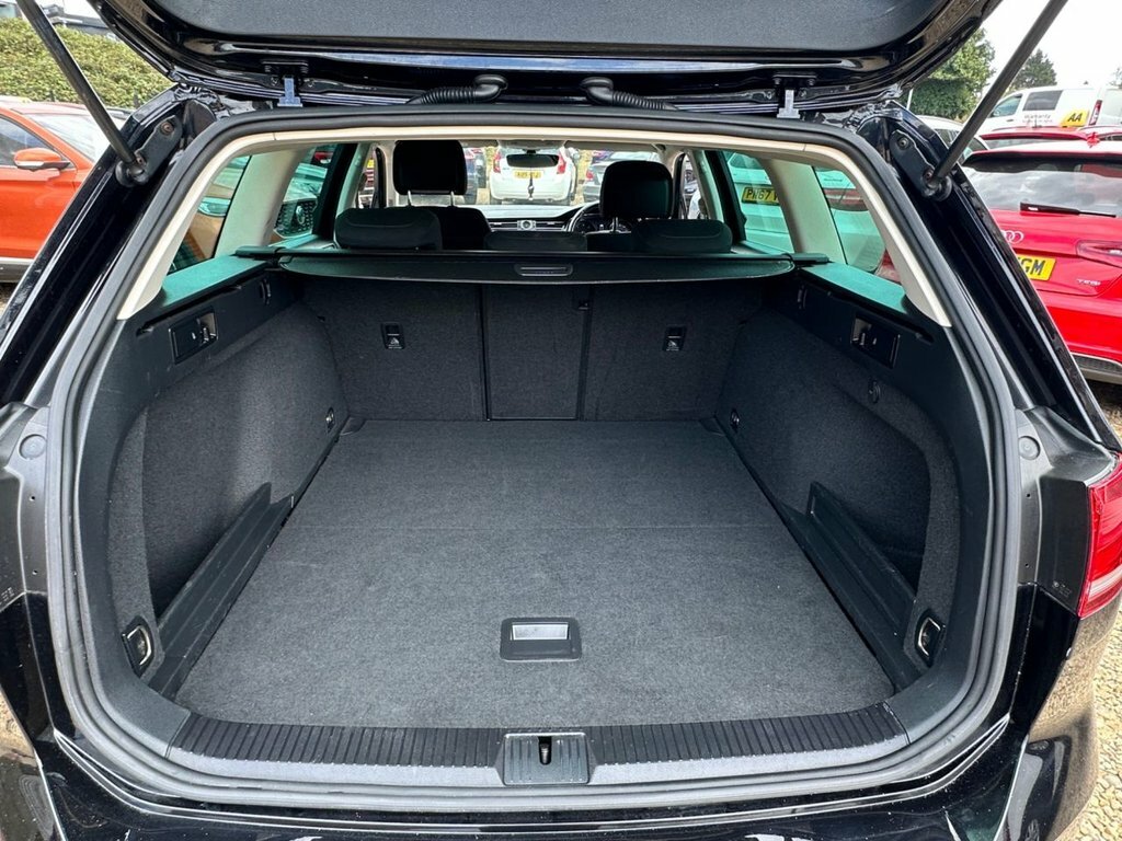 Volkswagen Passat 2.0 Tdi Gt Grey #53