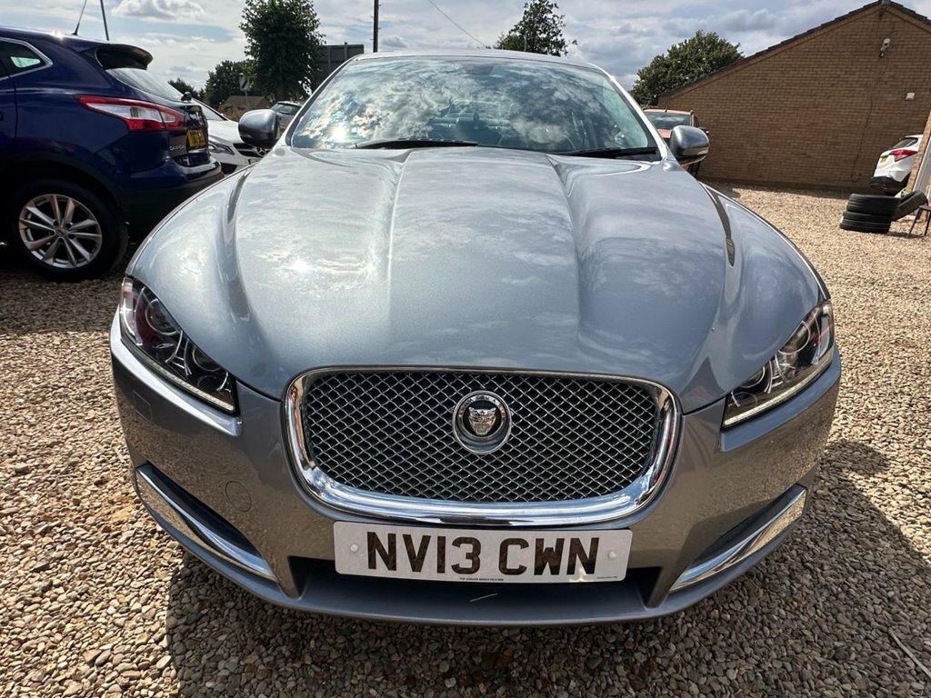 Jaguar XF 3L Luxury Grey #2