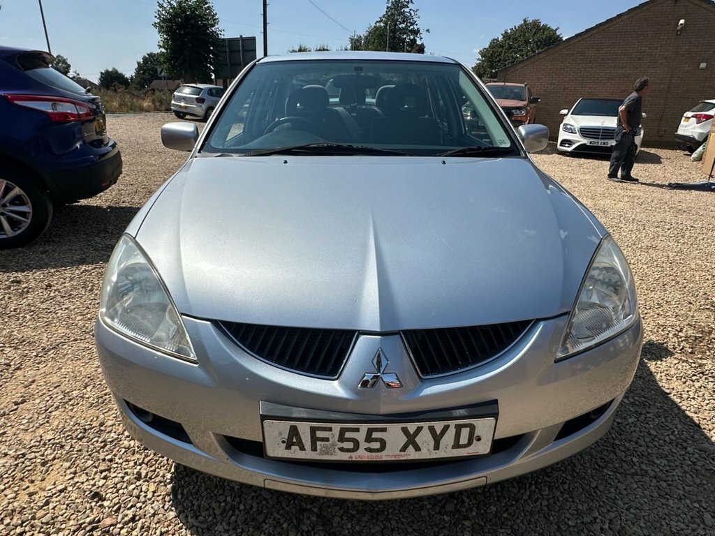 Mitsubishi Lancer 1.6L Equippe Silver #2