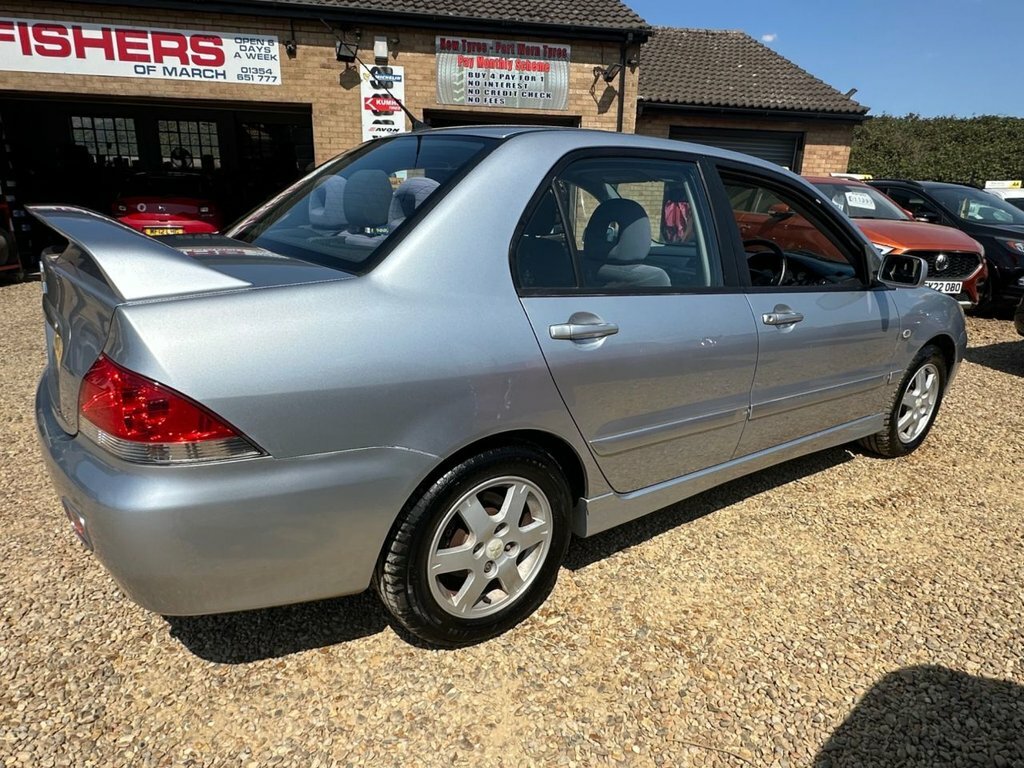 Mitsubishi Lancer 1.6L Equippe Silver #4