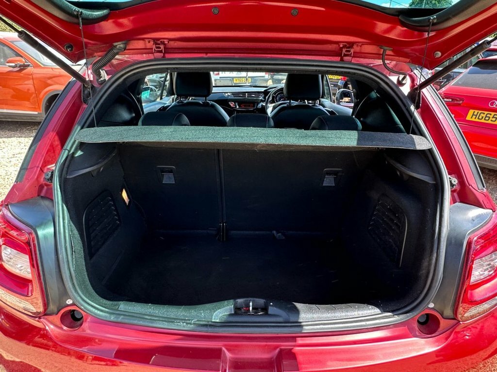 Citroen DS3 1.4 Vti 16V Dsign Euro 5 Red #41