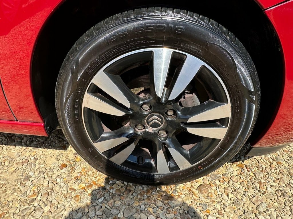 Citroen DS3 1.4 Vti 16V Dsign Euro 5 Red #16