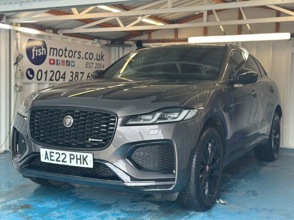 Jaguar F-Pace 2L R-dynamic Black Grey