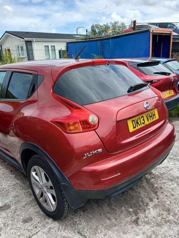 Nissan Juke 1.6L Acenta Premium DK13VHH Red #4