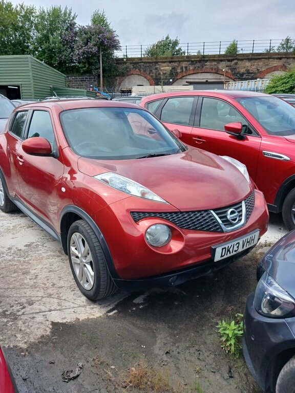 Nissan Juke 1.6L Acenta Premium DK13VHH Red #2