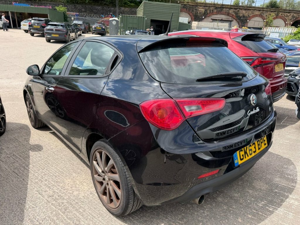 Alfa Romeo Giulietta 1.6L Collezione Black #4