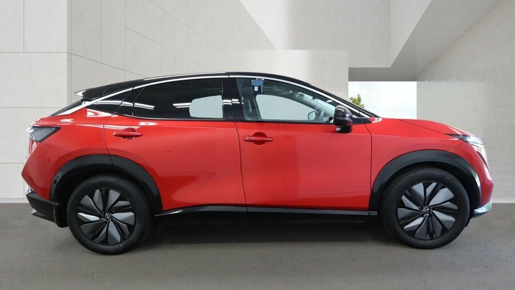 Nissan Ariya Suv Red #5
