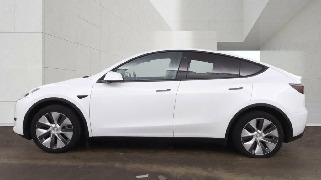 Tesla Model Y Suv White #6