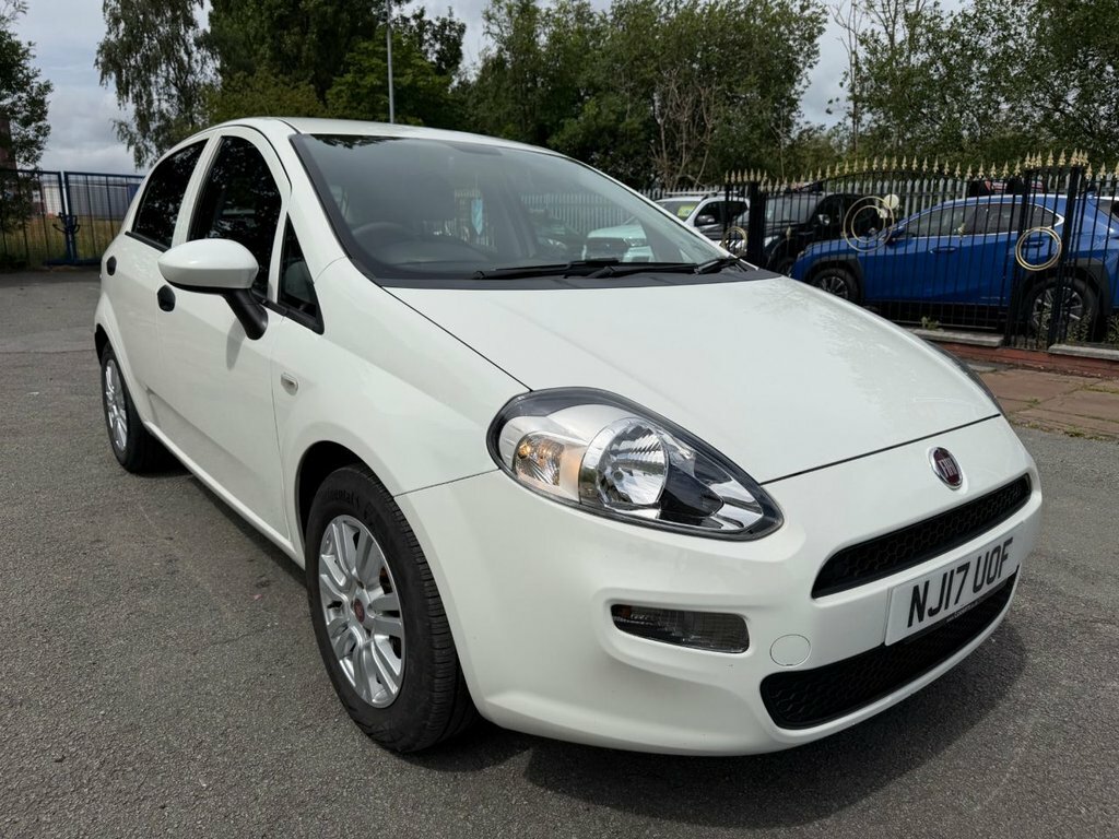 Fiat Punto 1.2L Pop White #3