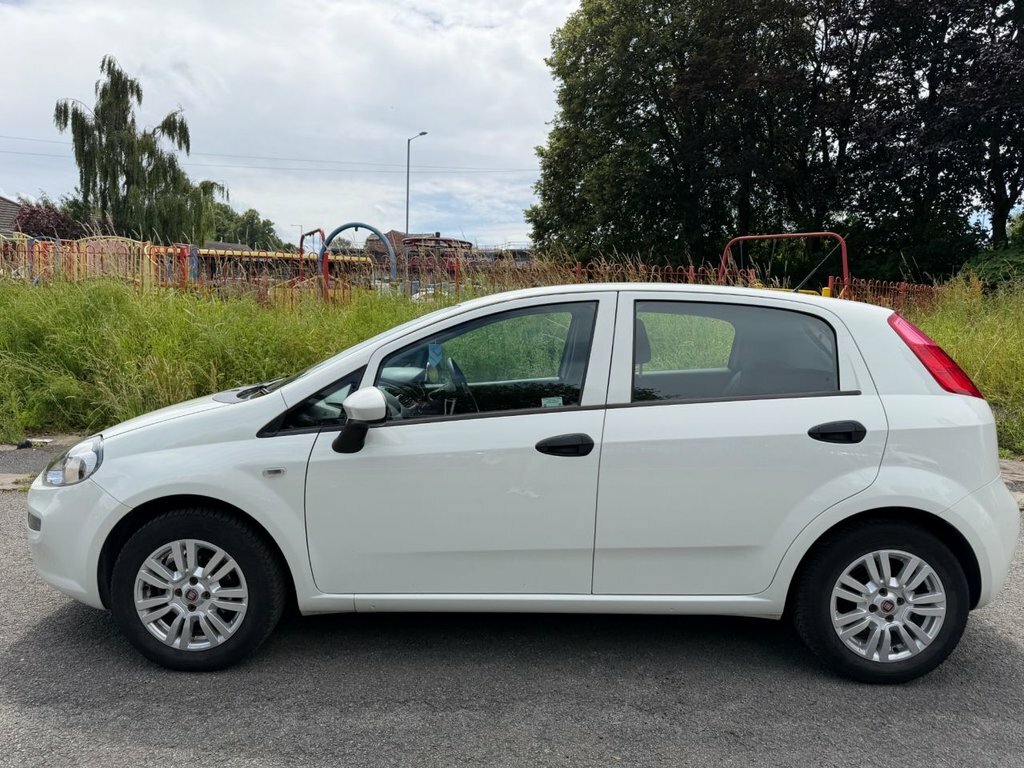 Fiat Punto 1.2L Pop White #5