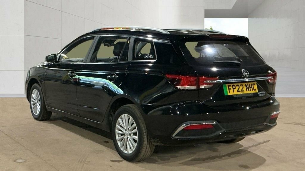 MG MG5 Estate Black #4