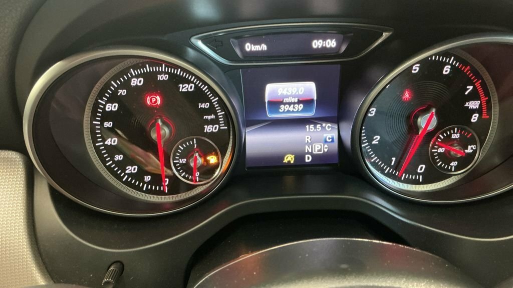 Mercedes-Benz GLA Class 1.6 Gla200 Amg Line Suv Euro 6 Black #12