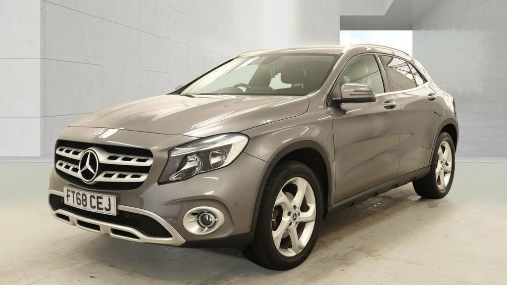 Mercedes-Benz GLA Class 1.6L Sport Grey #3