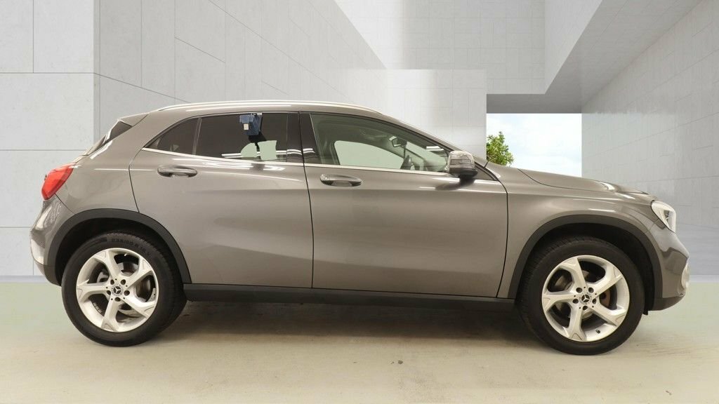 Mercedes-Benz GLA Class 1.6L Sport Grey #6