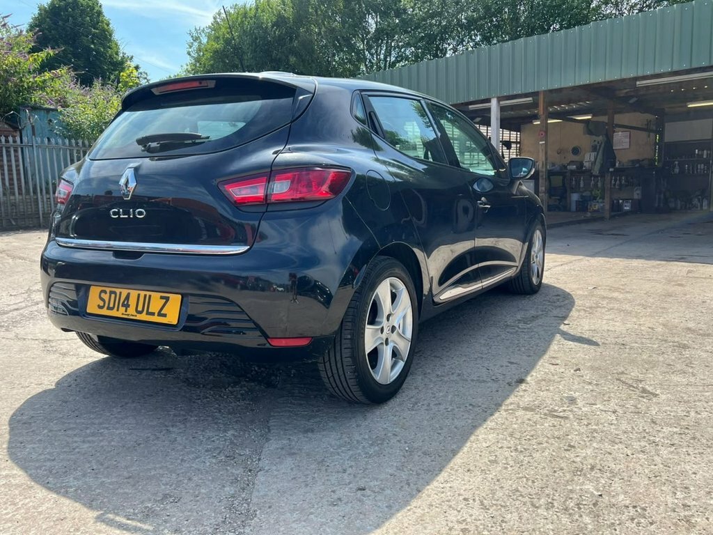 Renault Clio 1.2L Dynamique Medianav Black #4