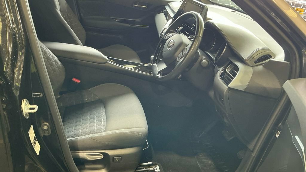 Toyota C-Hr Hatchback Black #2