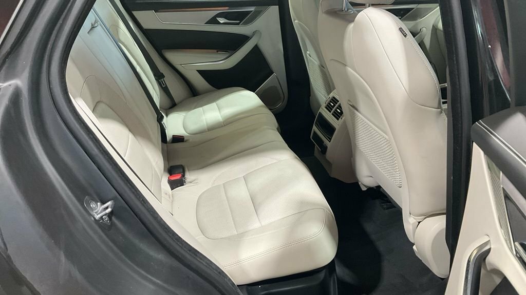 Jaguar F-Pace D200 R-dynamic S Black #11