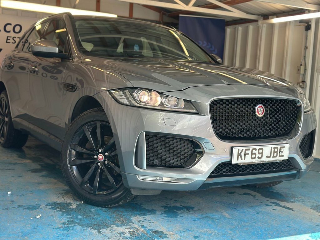 Jaguar F-Pace 2L Chequered Flag Grey #4