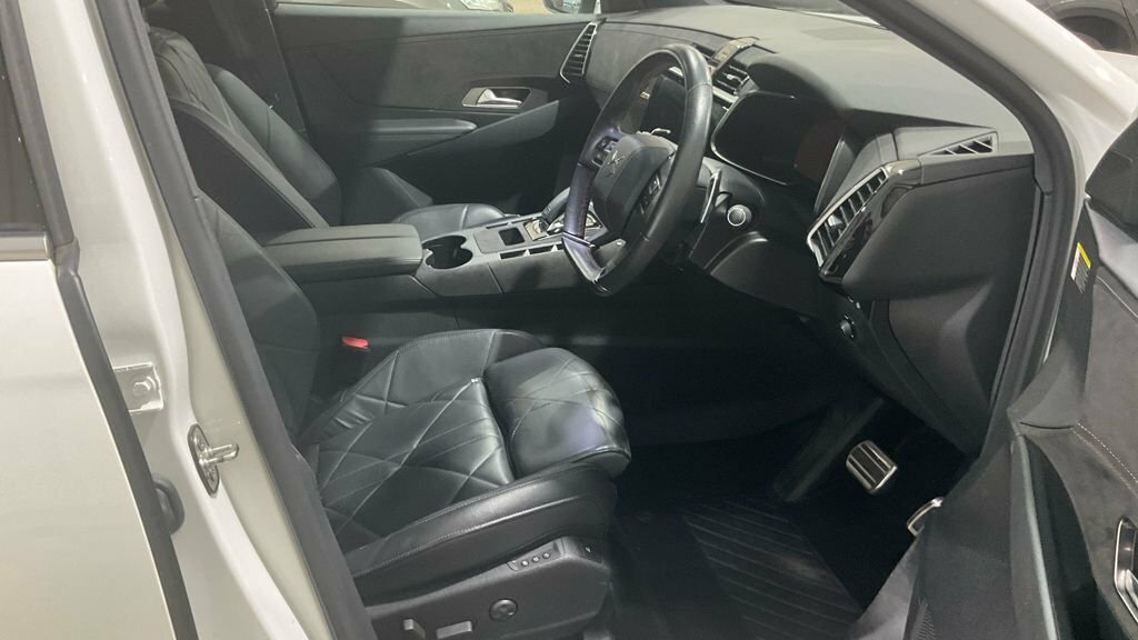 DS DS 7 Crossback Suv White #12