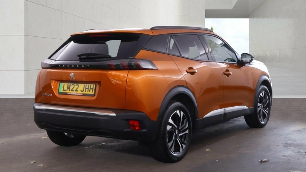 Peugeot e-2008 Suv Orange #5