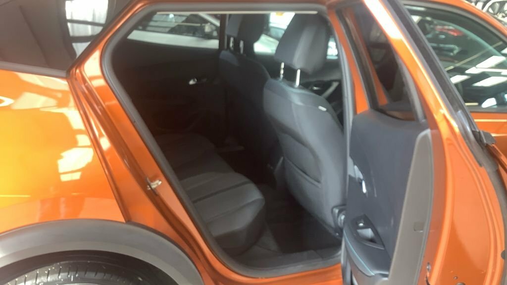 Peugeot e-2008 2008 Allure Premium Ev Red #9