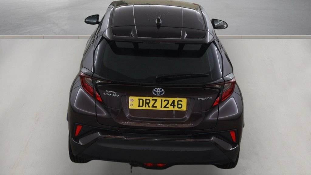 Toyota C-Hr 1.8L Icon Purple #6
