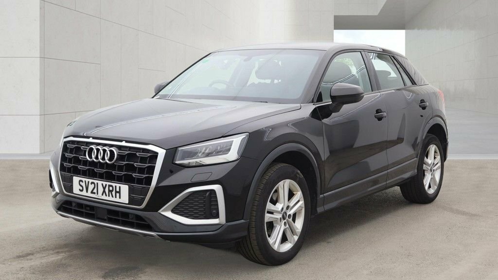 Audi Q2 1L Sport Black #3