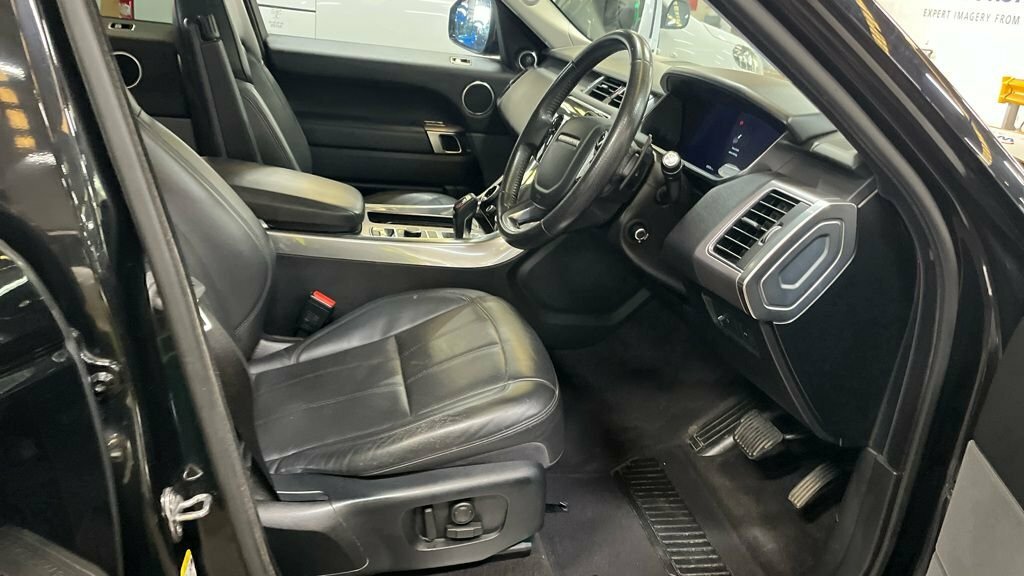 Land Rover Range Rover Sport 2L Hse Black #2