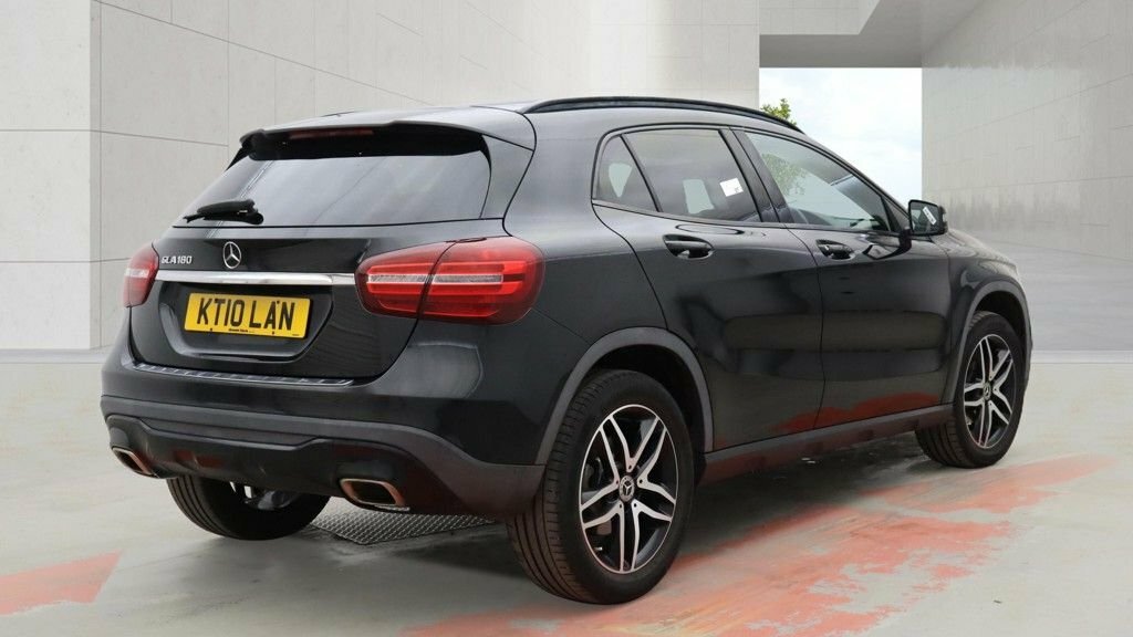 Mercedes-Benz GLA Class 1.6L Urban Edition Black #5