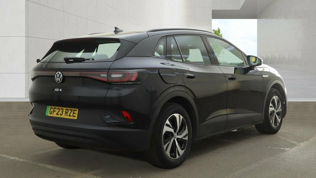 Volkswagen ID.4 Suv Black #5