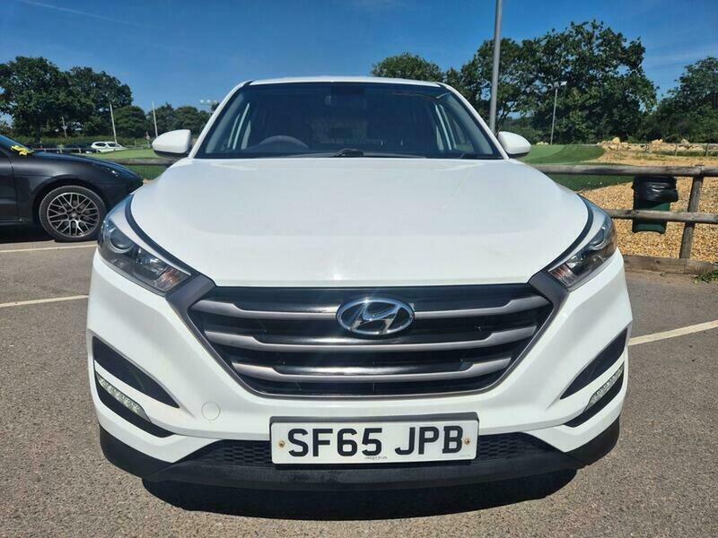 Hyundai Tucson 1.6 Gdi Blue Drive White #2