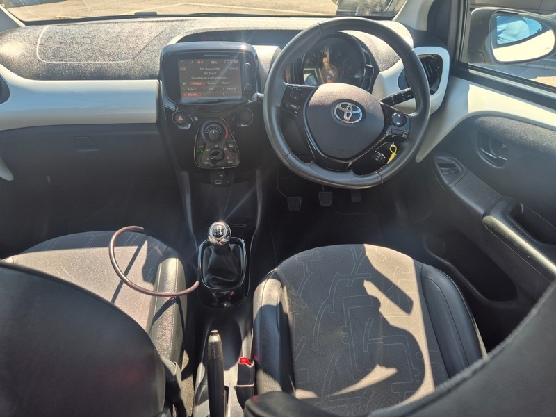 Toyota Aygo 1.0 Vvt-i X-cite 2 Blue #17