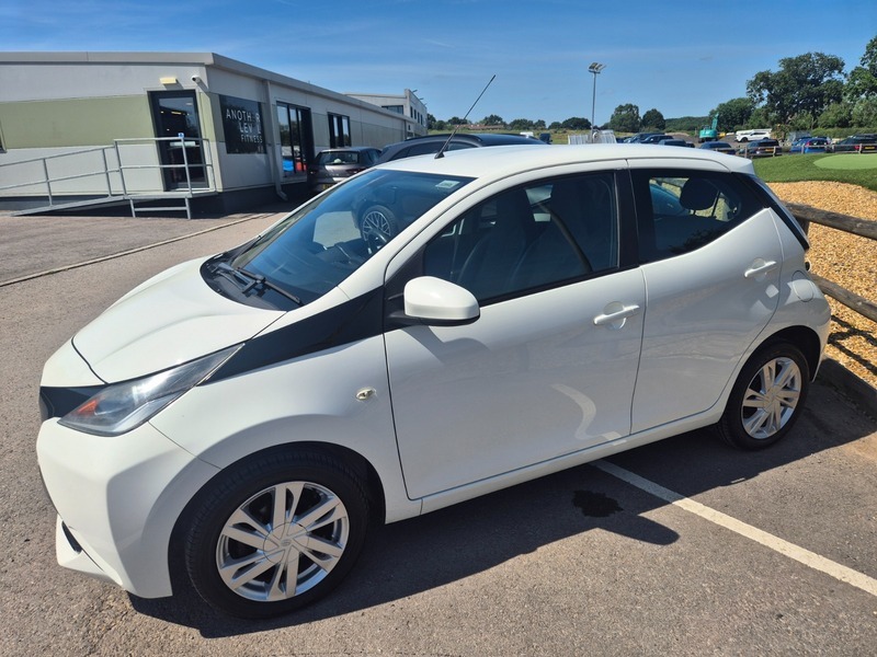 Toyota Aygo 1.0 Vvt-i X-cite 2 Blue #10