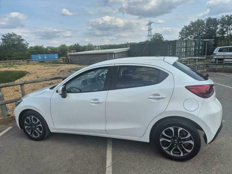 Mazda 2 1.5 Skyactiv-g Se-l Euro 6 S S Red #33