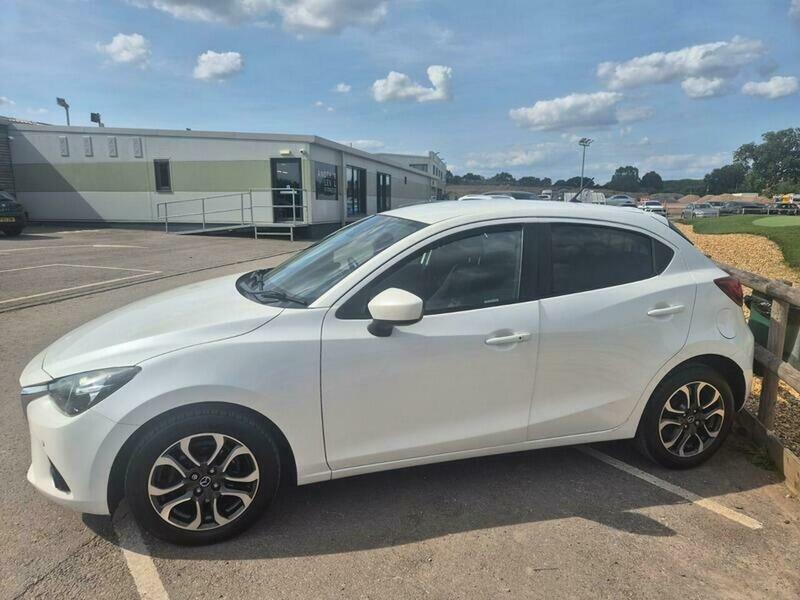 Mazda 2 1.5 Skyactiv-g Se-l Euro 6 S S Red #8